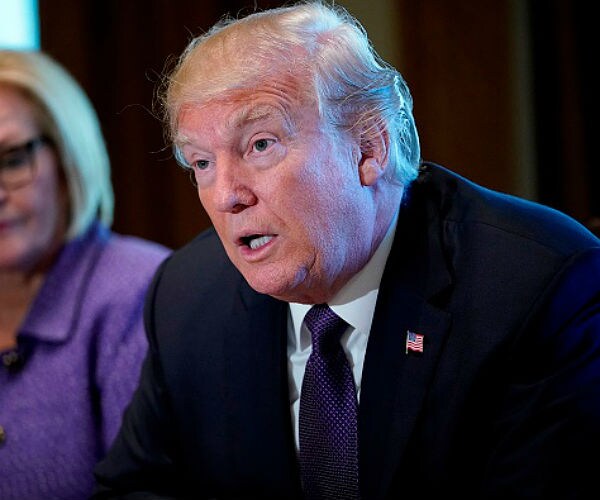 Trump to Compromise on Tax Plan, But Won't Count on Dem Support