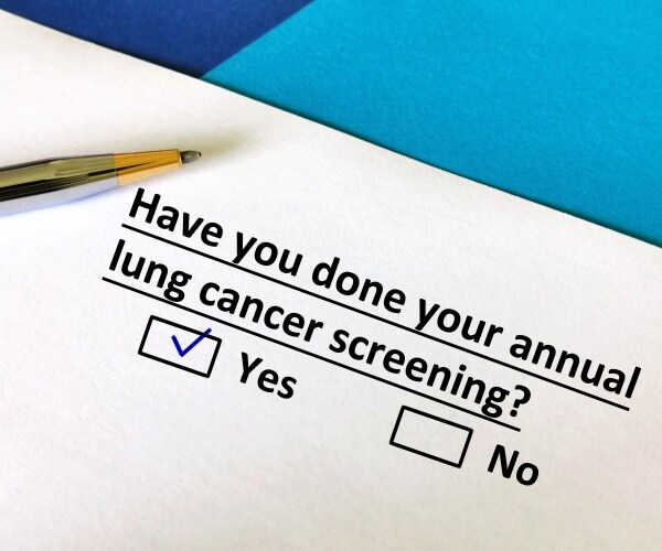 questionnaire asking about annual lung cancer screening