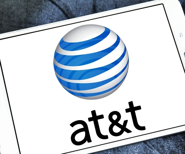 AT&T Plans to Offer Mobile 5G Wireless Phone Service This Year 