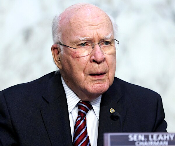 patrick leahy listens during a senate committee hearing