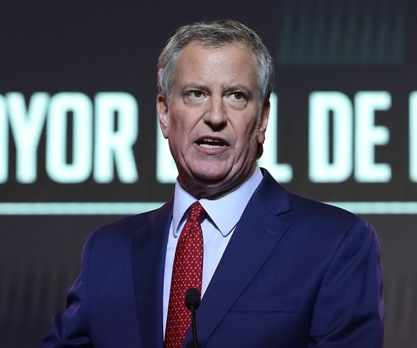 bill de blasio speaks at an even for his candidacy in north carolina