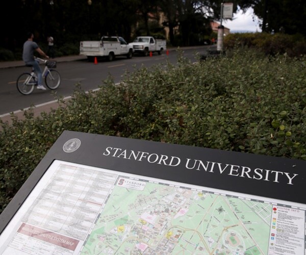 the campus map at stanford university