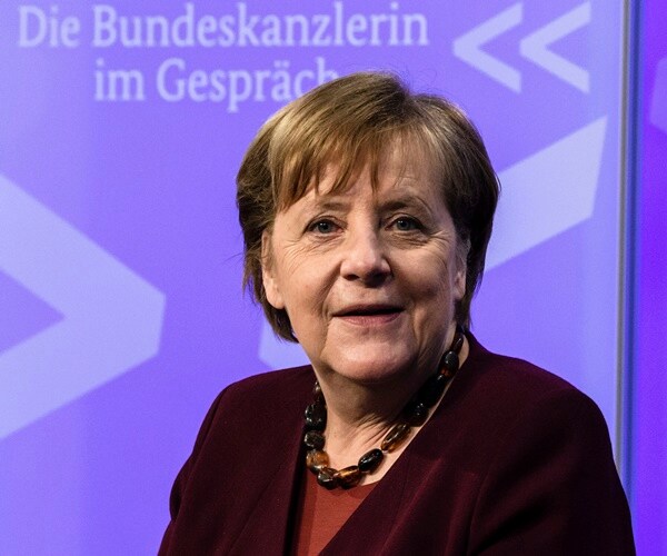 Merkel Calls Migrant Push at EU's Border 'Unacceptable'