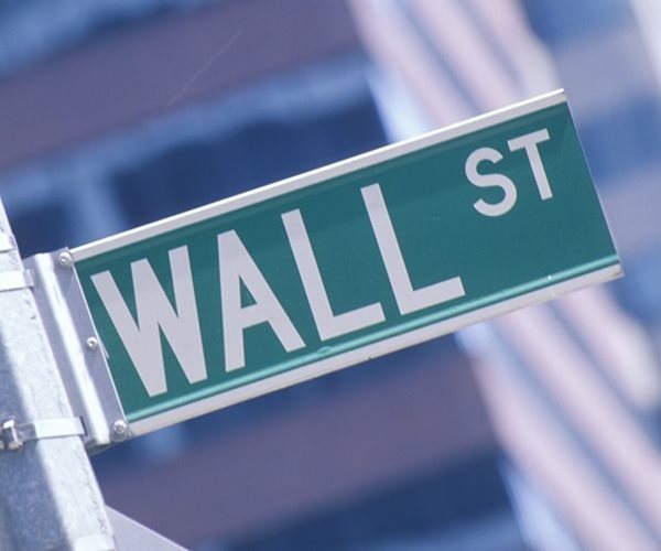 Wall Street Ends Topsy-Turvy Day Marginally Up