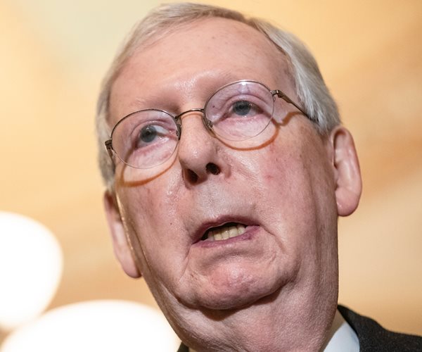 McConnell Delays Senate Recess to Work on Coronavirus Bill 