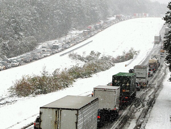 Maine Snowstorm With 50-MPH Winds Is Early Record Breaker