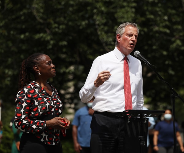 new york city mayor bill de blasio and his wife chirlane mccray