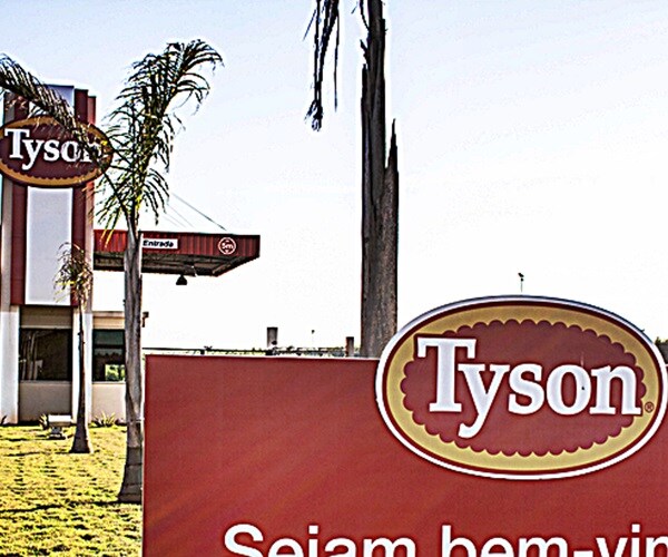 Hundreds Test Positive at Tyson Foods Plant in Arkansas 