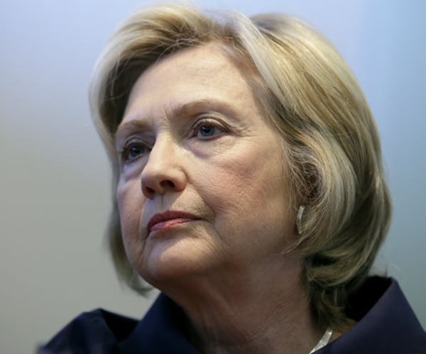 Hillary Clinton Promises to Hold Wells Fargo Accountable