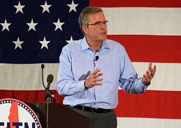 Critics Pounce on Jeb Bush's Defense of Brother's Iraq Policy