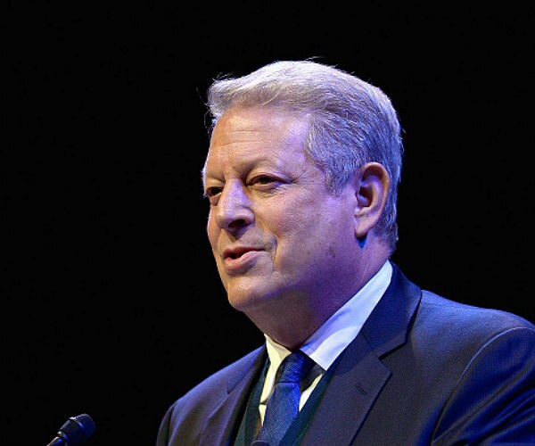 Al Gore Sits Out 2016 Election