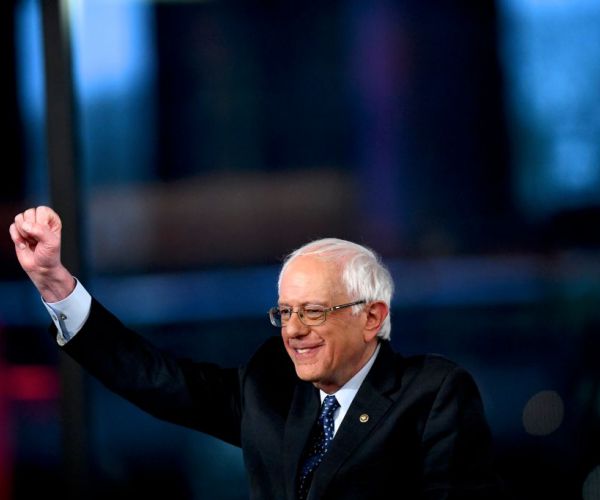 Sanders Leads Dems in New Hampshire Poll