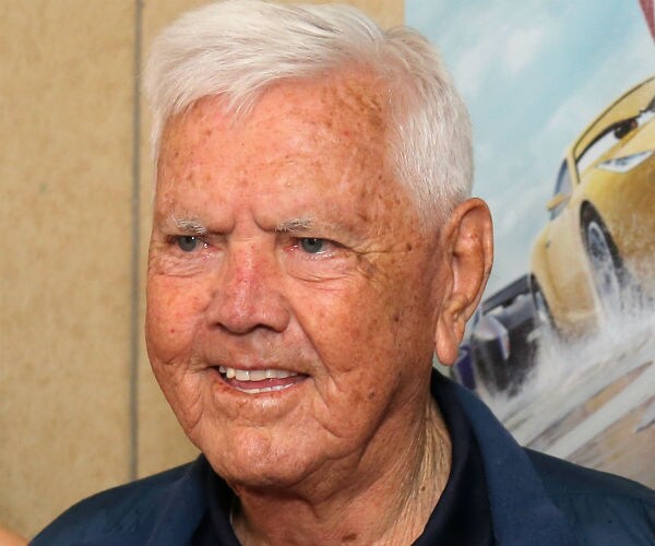 NASCAR Legend Junior Johnson Dies at 88 