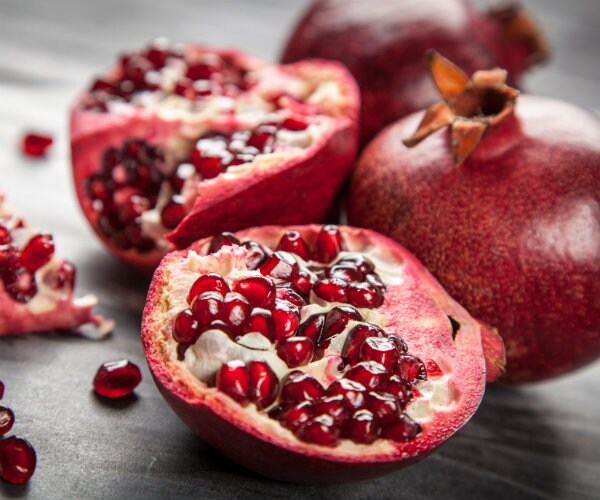 Pomegranate Extract Shows Promise Against Alzheimer's