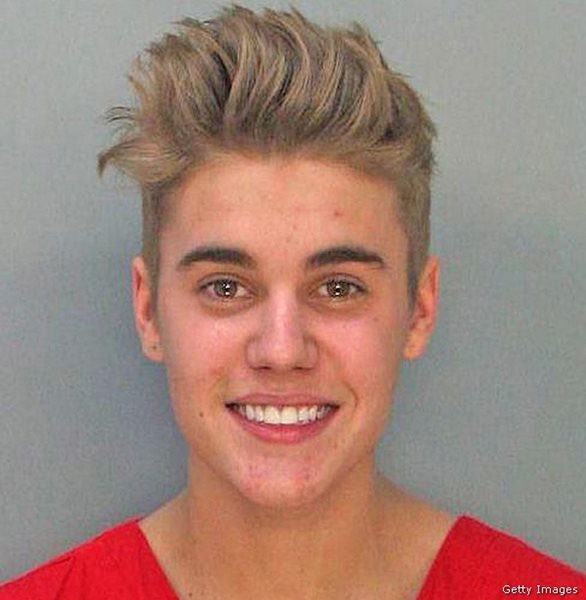 Deport Justin Bieber Petition Surpasses 100,000 Signatures