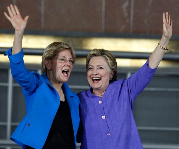 Sen. Warren Applauds Report That Bush 41 Will Vote For Clinton