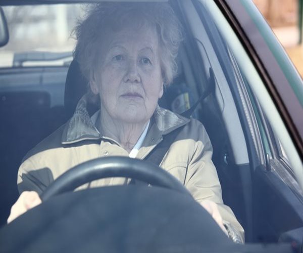 Seniors with Memory Problems May Struggle with Driving