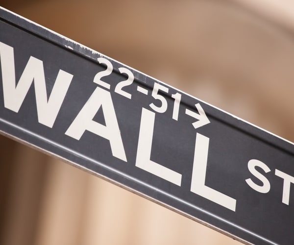 Wall Street Recedes From Highs as Quarterly Reports Loom