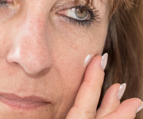 Study: Moisturizing Your Skin Can Cut Dementia Risk