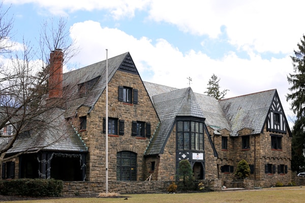 Penn State Fraternity Suspended Over Nude Photo Facebook Page Scandal