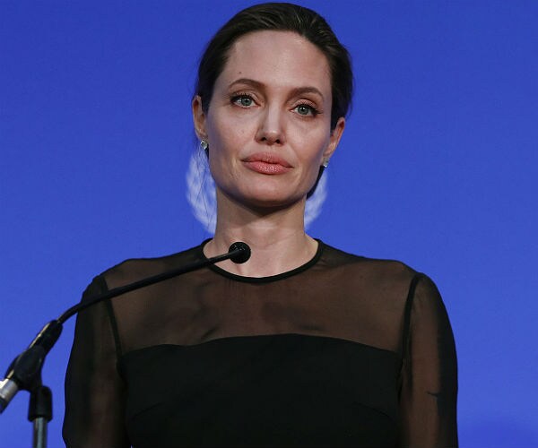 Angelina Jolie: Refugee Ban 'Playing With Fire'