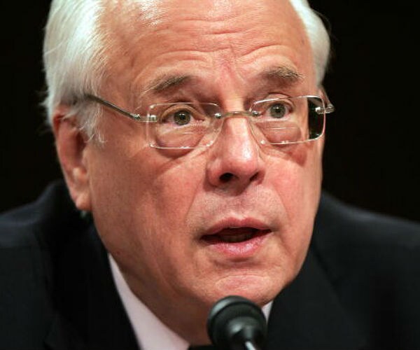 John Dean to Trump: Don't Overreact to Mueller Charges