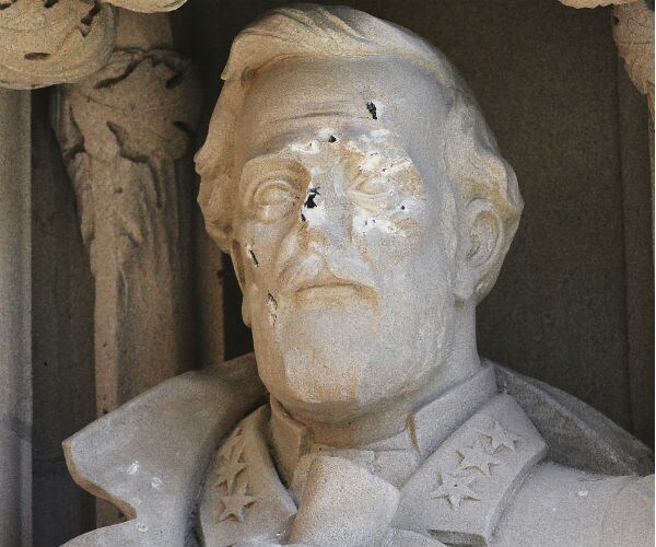 Duke University Removes Statue of Confederate General