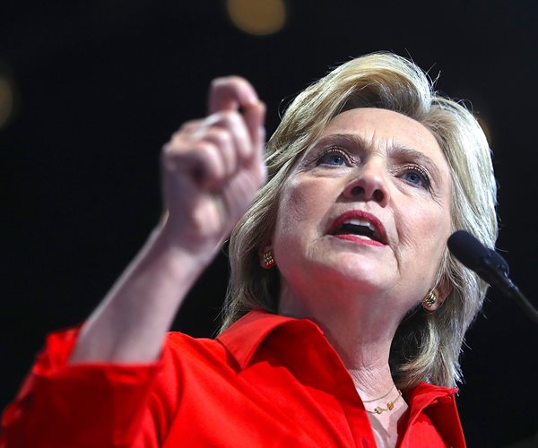 Poll: 15-Point Advantage for Clinton in New Hampshire