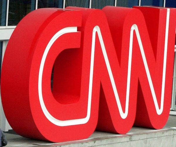 CNN App's Negative Reviews Mysteriously Disappear