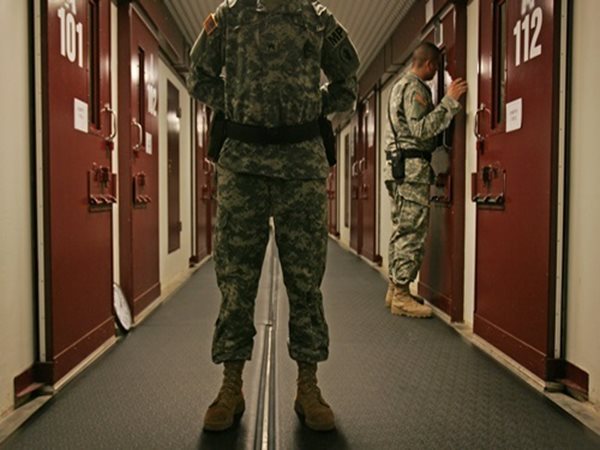 Pentagon Resisting Obama's Bid to Close Guantanamo