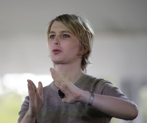 'Treason' Cited as Chelsea Manning Blocked at Canada Border