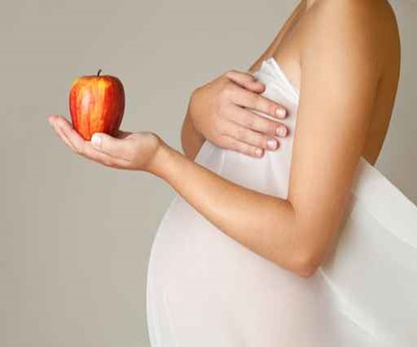 Mom's Diet Linked to Baby's Heart Risk