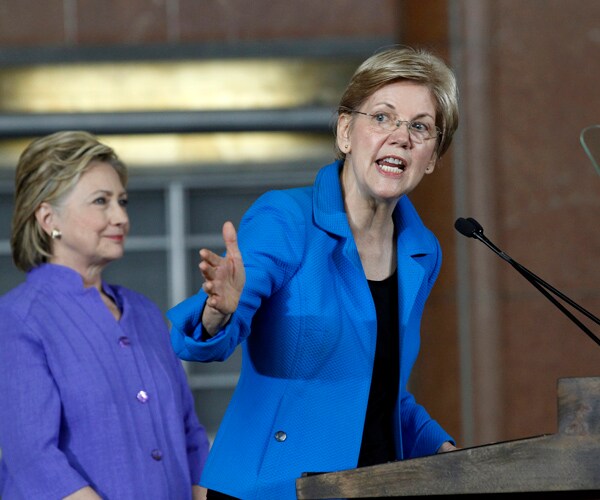 Elizabeth Warren: Google, Apple 'Snuff Out Competition' With 'Too Big to Fail' Mentality