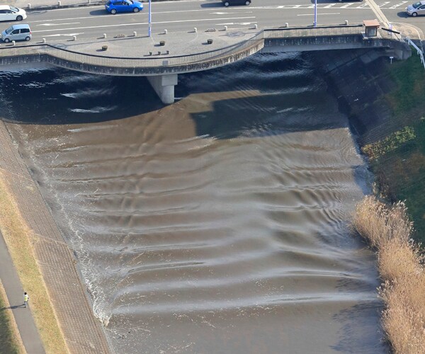 Fukushima Earthquake Triggers Tsunami Warning