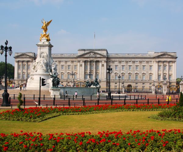 Buckingham Palace Renovation of Infrastructure Could Cost Up to $458M