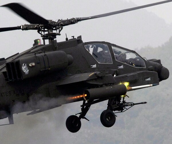 US Apache Helicopters: ISIS in Iraq Feels Their Sting First Time