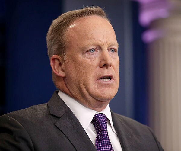 Sean Spicer on Quitting: 'Too Many Cooks in the Kitchen'