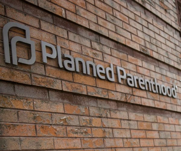 Ex-Abortion Doctor: PP Paid Staff Extra to Get Fetal Tissue 