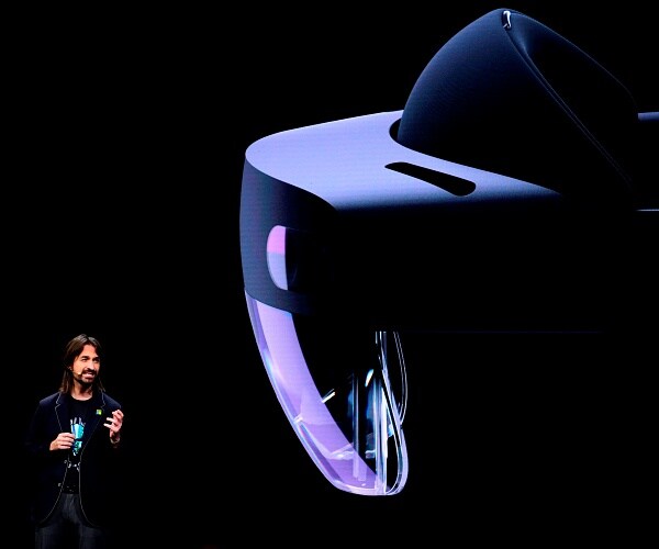 alex kipman introduces hololens 2