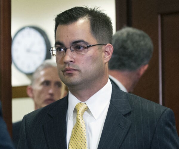 Hillary's Former IT Aide Pleads the Fifth During Email Deposition