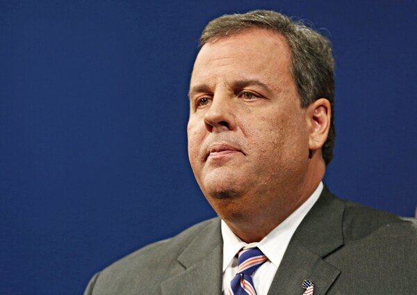 Few GOP Governors Rushing to Support Chris Christie in 2016