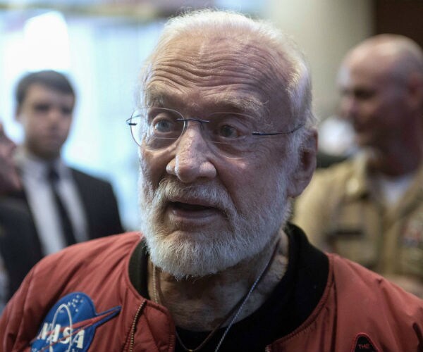 buzz aldrin