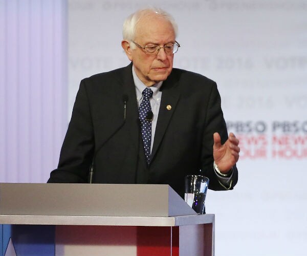 WSJ/NBC Poll: Sanders Cuts Into Hillary's National Lead