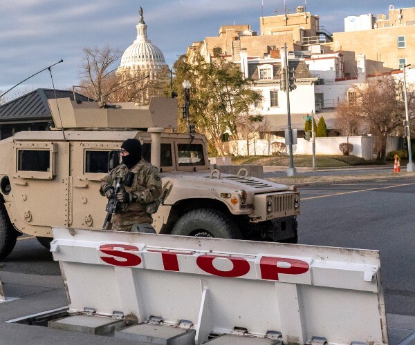 us capitol cordoned off 