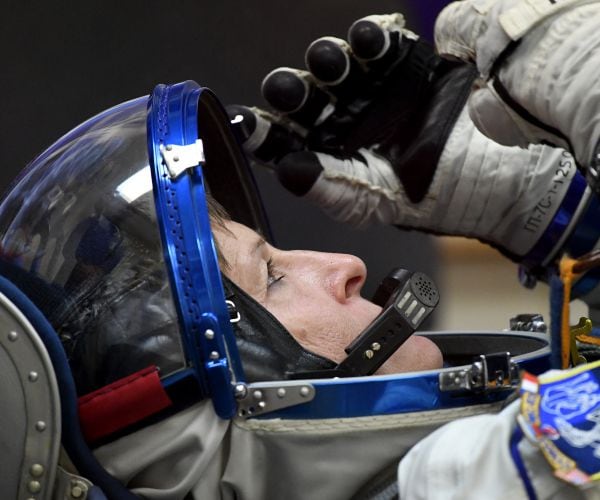 Astronaut Eye Problems Study Finds Cause of Space-Impaired Vision