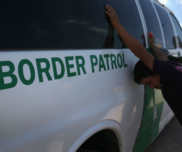 Gallup: Only 25 Percent Support Increased Immigration