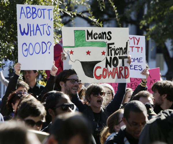 Texas' Syrian Refugee Battle: State Threatens Resettlement Agency