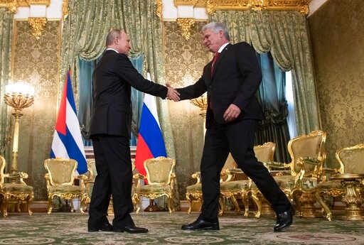 Russia and Cuba Vow to Expand Their "strategic" Ties