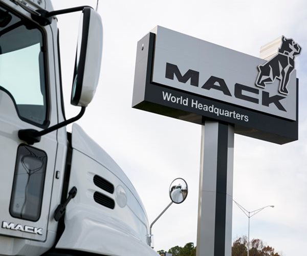 UAW, Mack Trucks Reach Deal to Avoid Strike