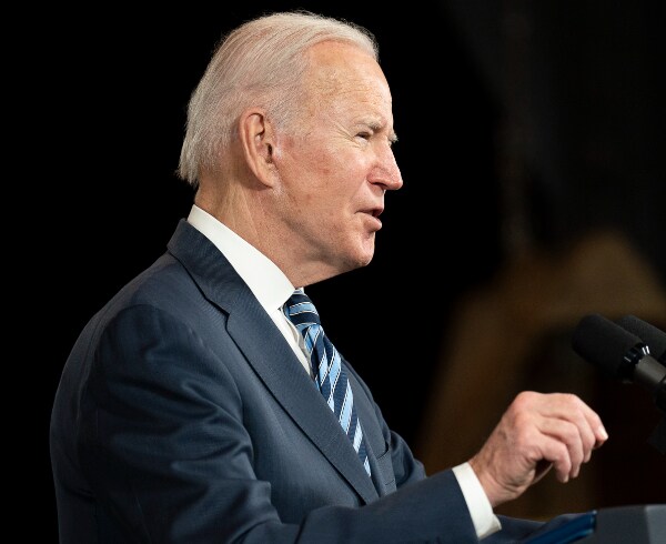 Biden 'Convinced' Putin's Decided to Further Invade Ukraine